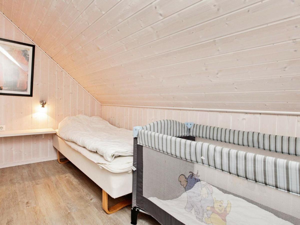 8 Person Holiday Home In Gelting Bagian luar foto