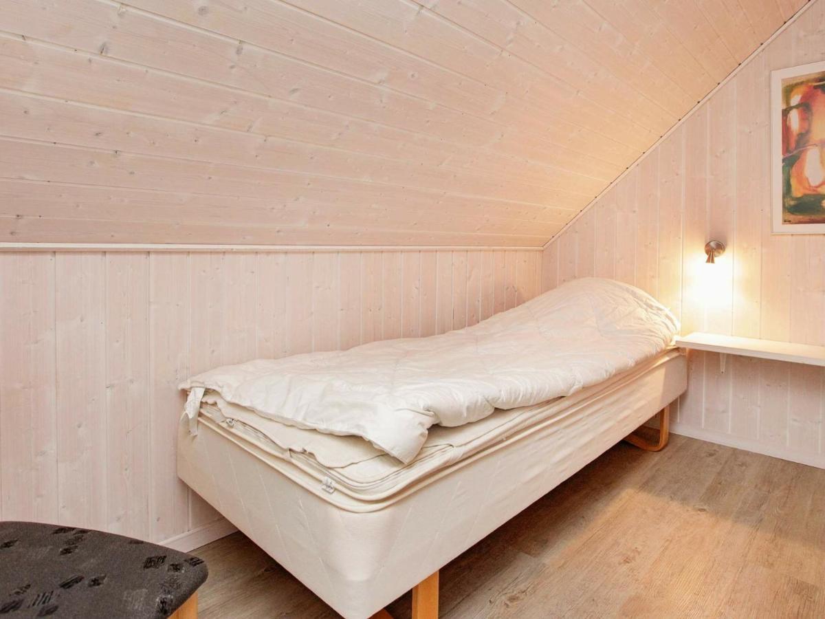 8 Person Holiday Home In Gelting Bagian luar foto